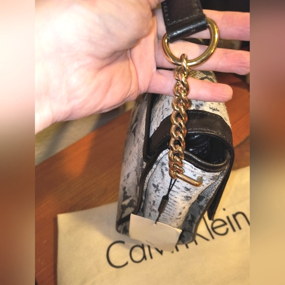 BRAND NEW Calvin Klein Embossed Suede & Leather Purse w/2 straps & Dustbag NWT - Picture 13 of 16